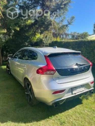 Vendo Volvo v40 R-Design