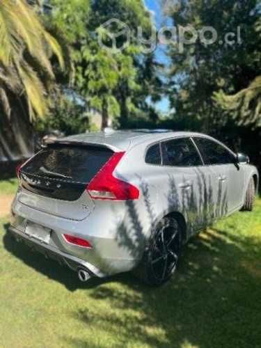 Vendo Volvo v40 R-Design