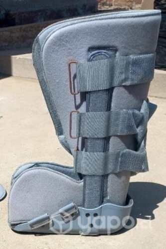 Bota ortopédica Blunding. En perfecto estado