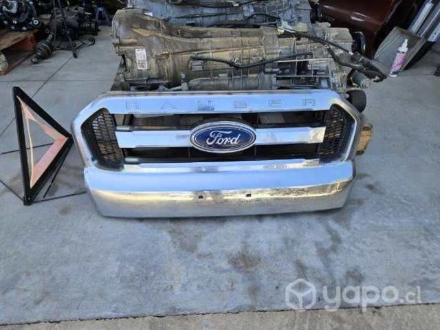 Mascara ford ranger 3.2 año 2018 original impecabl