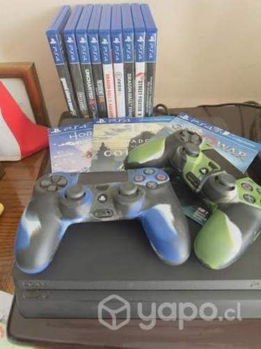 PS4 1TB + 12 juegos físicos + 2 controles