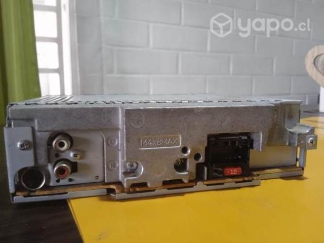 Radio auto Pioneer nueva x 4 años, sin uso hace 5