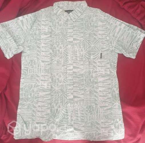 Camisa Maui verde clara Blanca