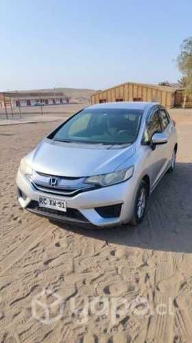 Honda fit hibrido.2015.impecable.