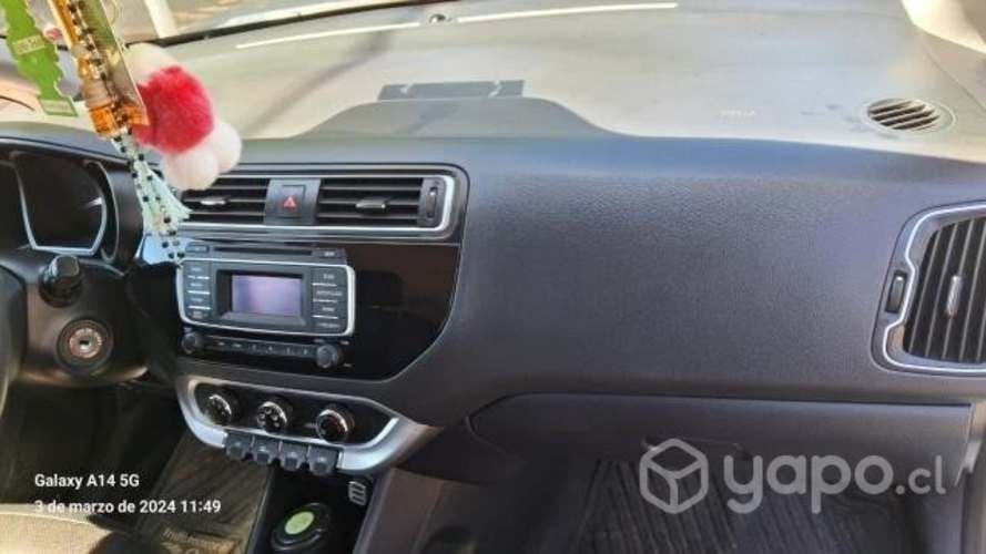 Kia rio 5 ex 1.4 mecanico