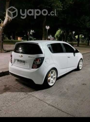 Se vende Chevrolet Sonic 2013