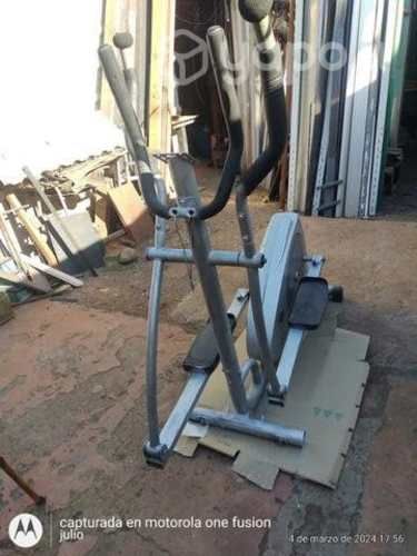 Máquina de ejercicio eliptica