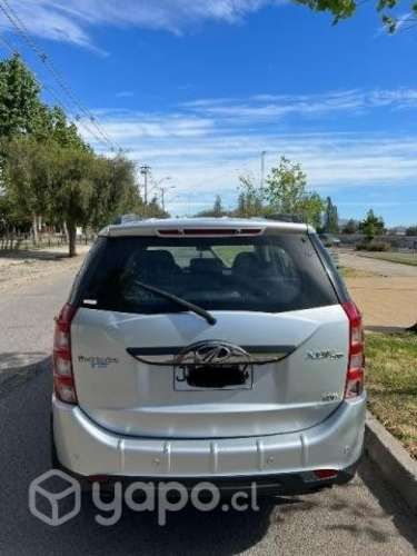 Mahindra XUV 500 W6 2018