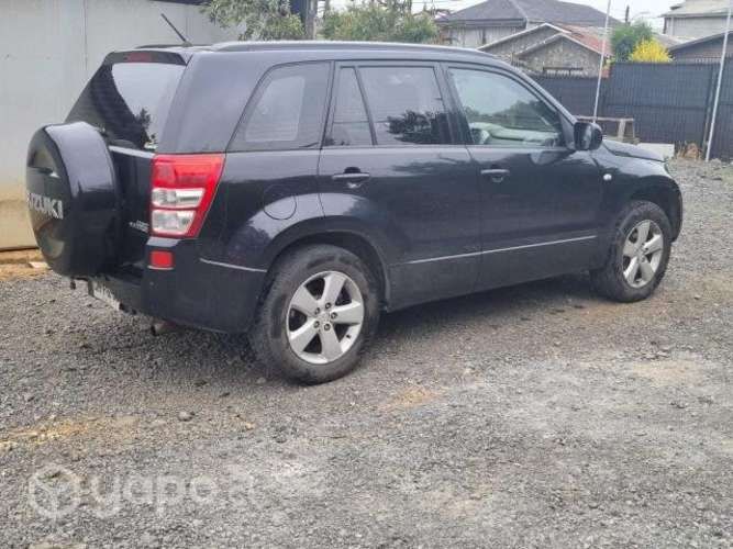 Suzuki grand nomade 2010