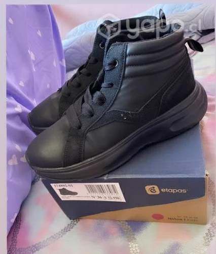 Zapato de colegio de niña número 36 marca Colloky