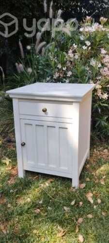 Hermoso Velador Roberta Allen nuevo