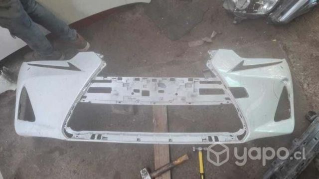 Parachoque delantero lexus is 200 is 300 2018 orig