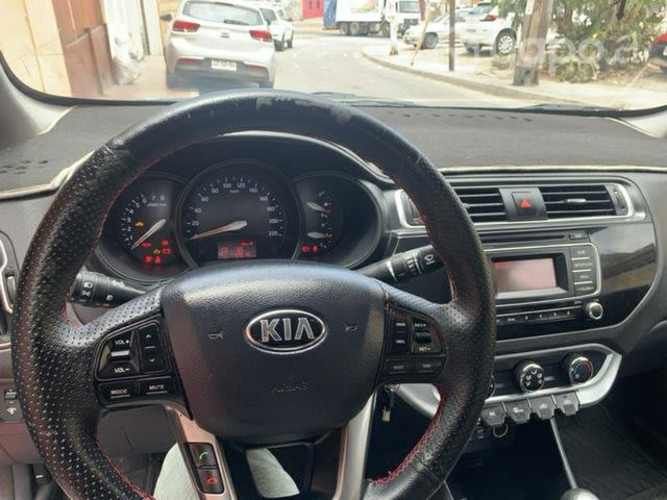 Kia Río 4 automático, full equipo 2016