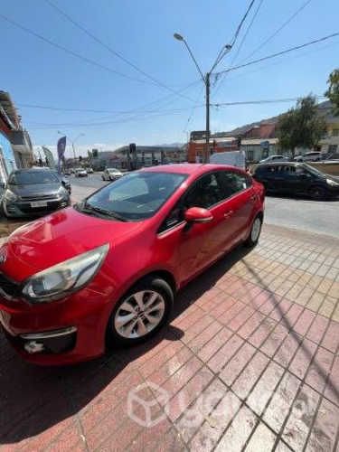 Kia Río 4 automático, full equipo 2016