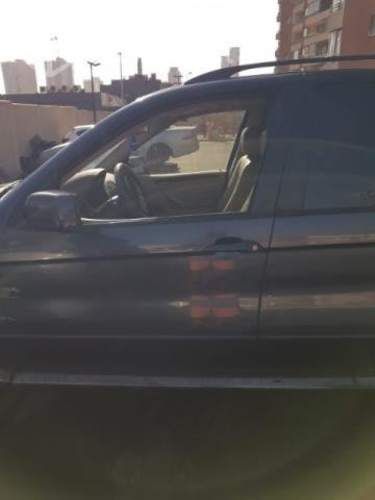 Camioneta BMW X5 2005