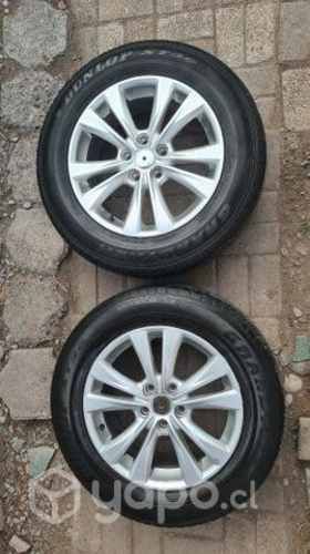 Solamente 2 llantas de alección con neumáticos