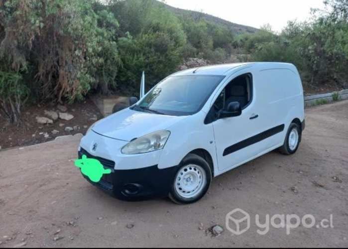 Vehículo Peugeot partner