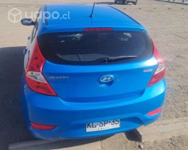 Vendo Hyundai Accent Hatchback 2018