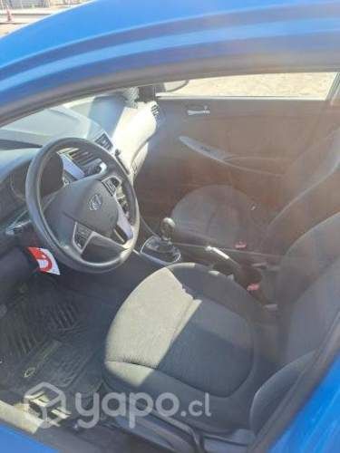 Vendo Hyundai Accent Hatchback 2018