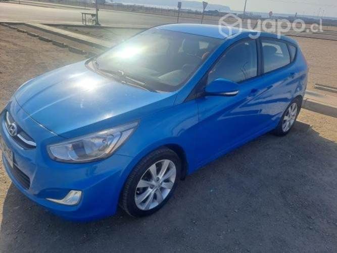 Vendo Hyundai Accent Hatchback 2018