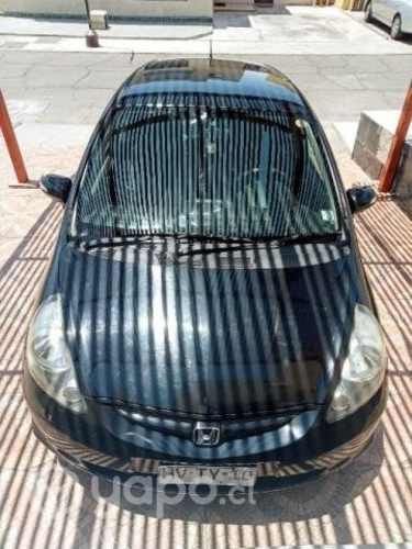 auto Honda 2006 en óptimas condiciones