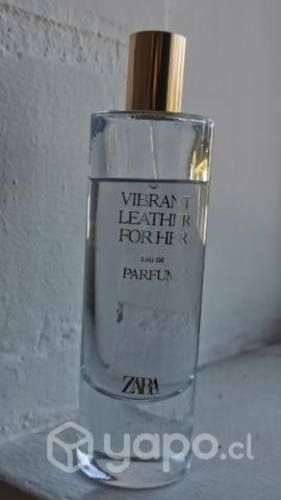 Perfume vibrant leather for her