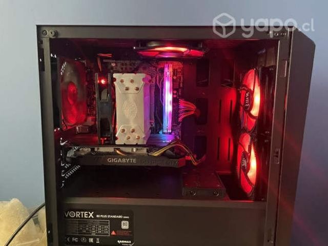 Pc gamer + Monitor + teclado razer