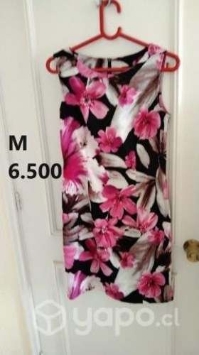 Vestido floreado talla M