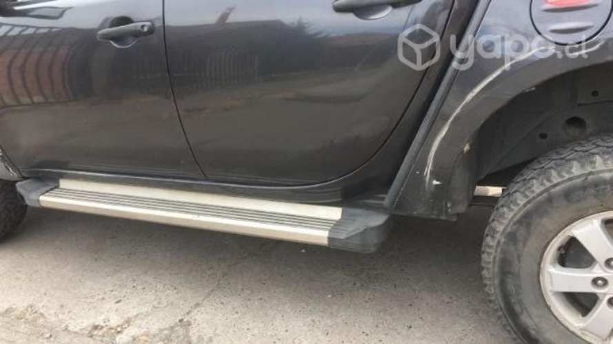 Camioneta Mitsubishi L200 Work