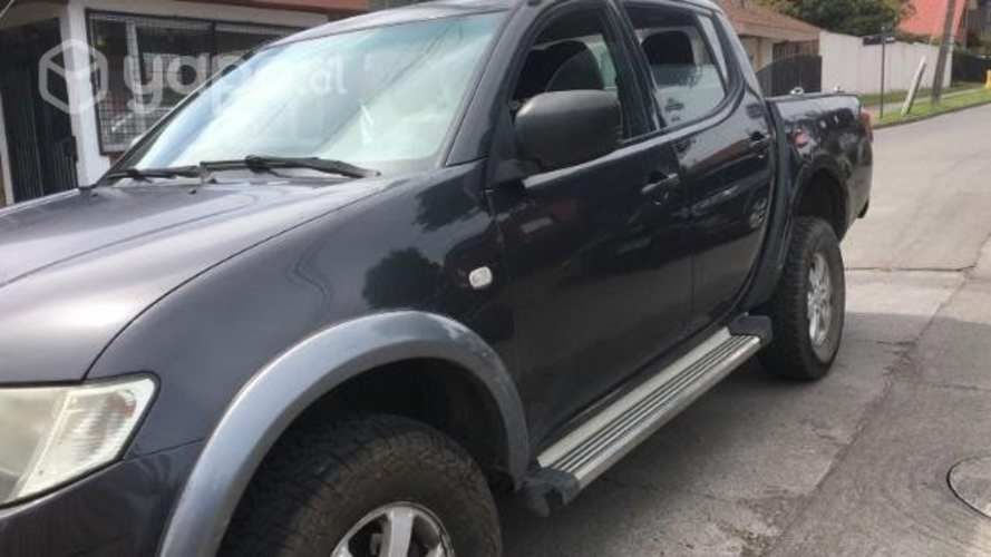 Camioneta Mitsubishi L200 Work