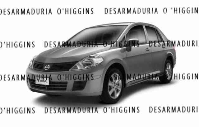 Puerta delantera Nissan Tiida 2012
