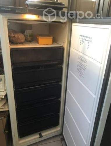 Freezer impecable marca CONSUL OPERATIVO