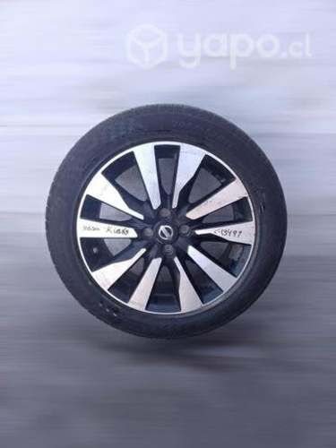 Llanta Nissan Kicks