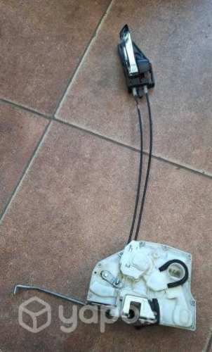 Chapa puerta trasera Rh Suzuki Swift año 2006