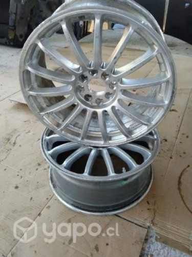 Se venden neumáticos de emergencia y llandas