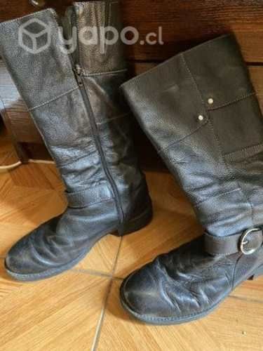 2 par de Botas Impecables