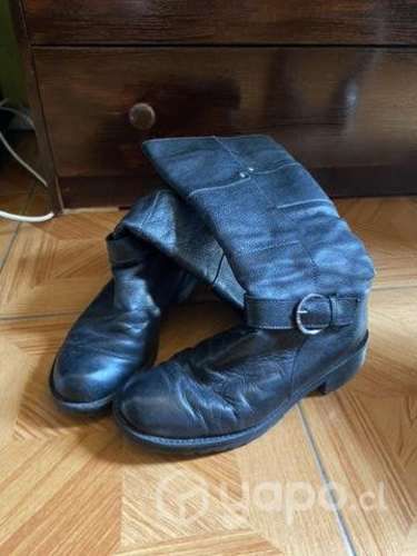 2 par de Botas Impecables