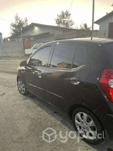 Hyndai i10 por apuro