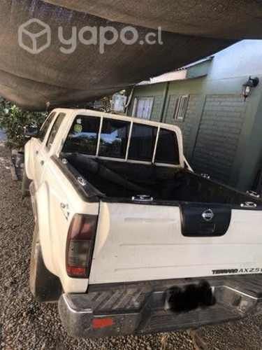 Nissan terrano 4x2 full