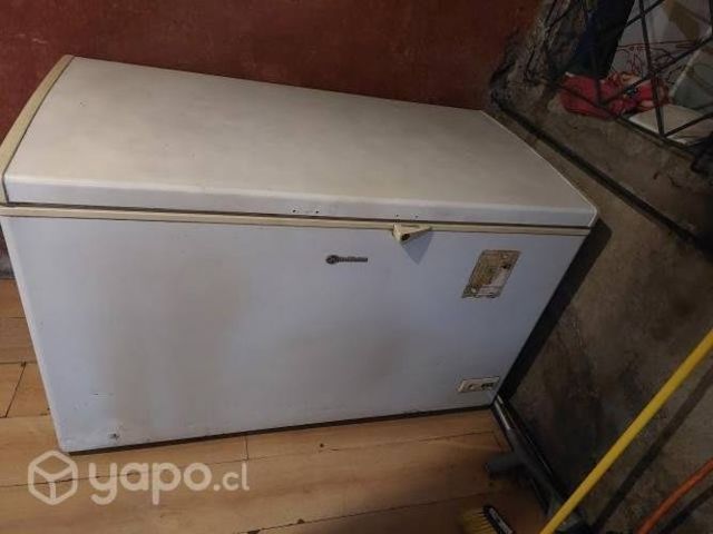 Congeladora grande funcionando impecable sin cana