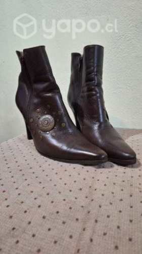 Botines de cuero