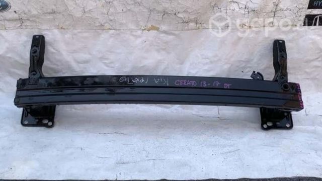Refuerzo delantero Kia Cerato 13-17