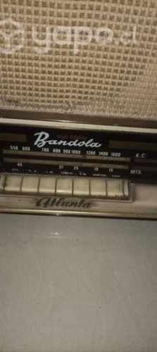 Radio bandola en perfecto estado y funcionando