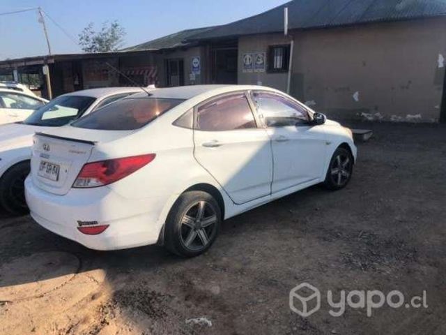 Hyundai accent