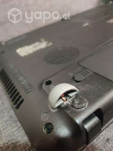 Notebook Toshiba satélite i3 ssd120 gigas + 1 tera