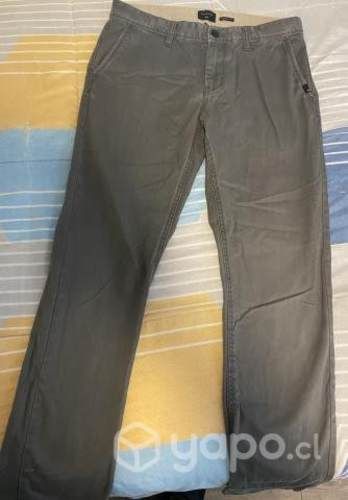 Pantalón Quiksilver - Talla 32 Straight Fit