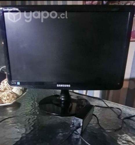 Pantalla de computador Samsung 14 pulgadas