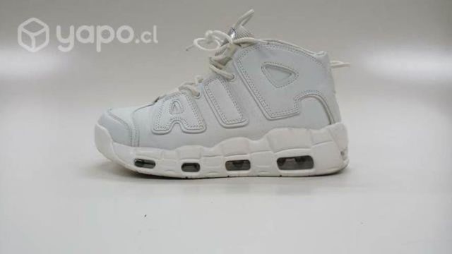 Zapatilla basketball