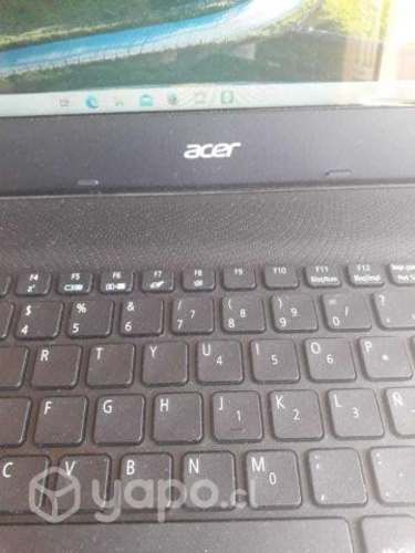 Laptop Acer Aspire ES1-421-28ZZ