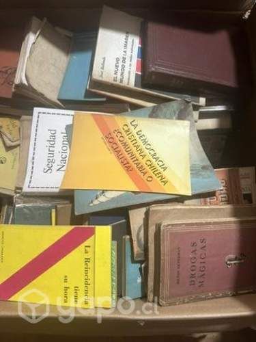 Pack de varios libros antiguos